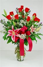 Grand Spectacle Florist in O'fallon, IL LaRosa's Flowers 